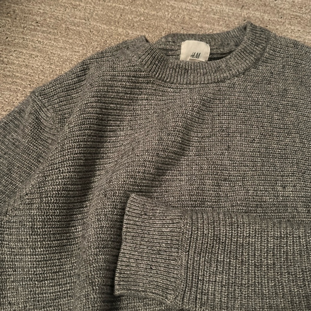 H&M Grey Pullover
